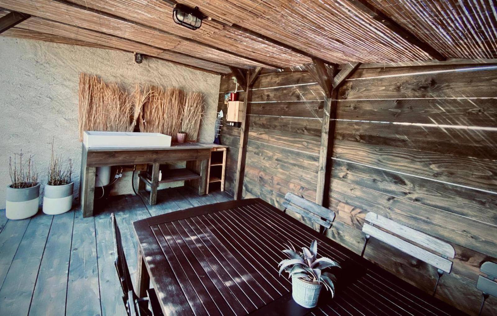 Gite Et Studios Les Barongeres Farges-les-Chalon Exteriér fotografie