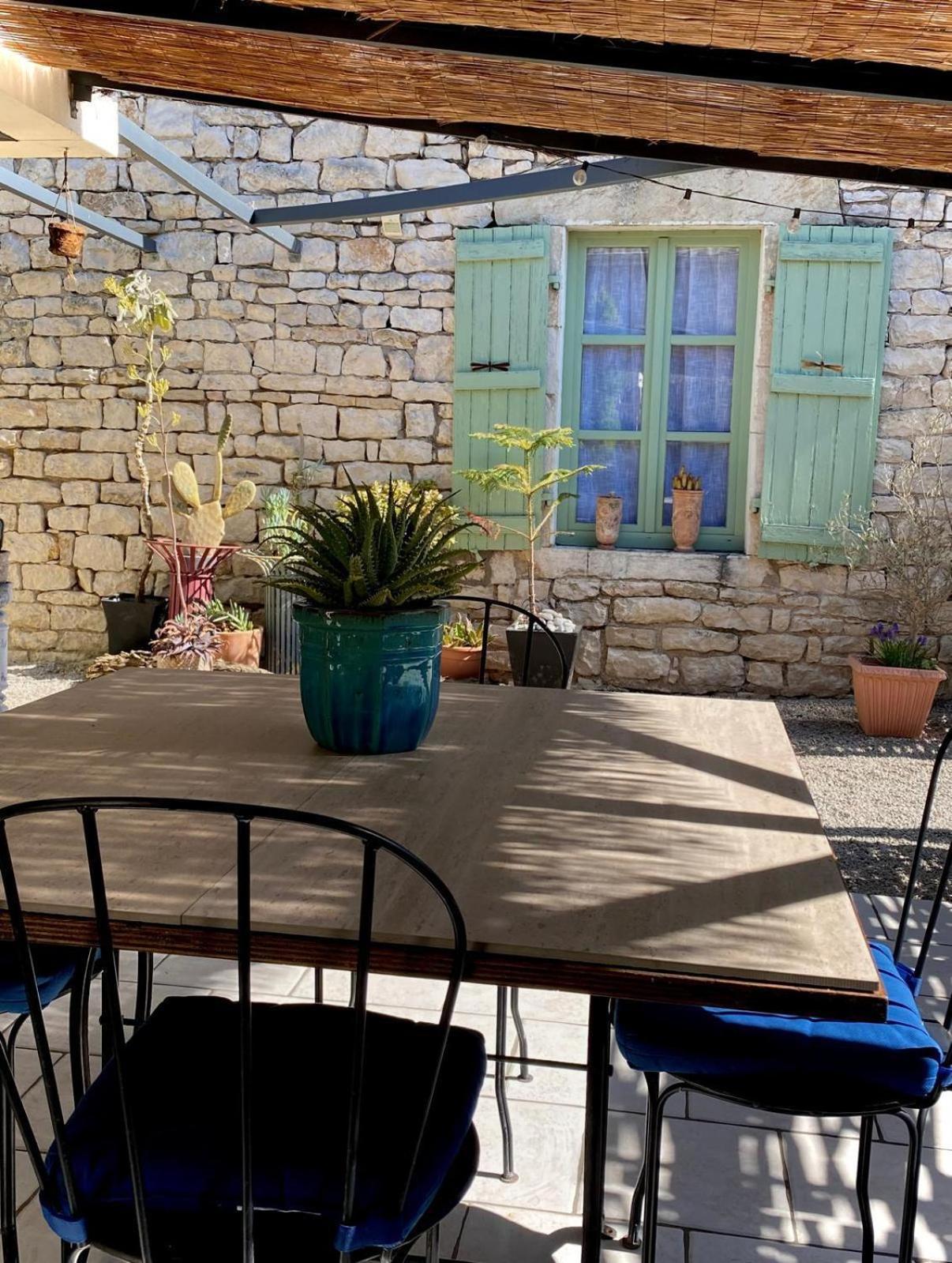 Gite Et Studios Les Barongeres Farges-les-Chalon Exteriér fotografie